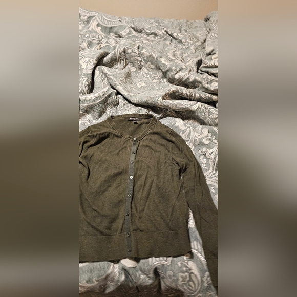 Women's Multi-Color Sweater Collection - Picture 3 of 7